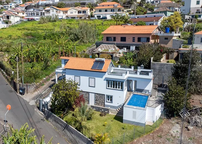 Akivillas Calheta Aura Tatil Evi *