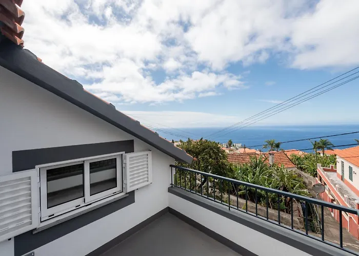 Akivillas Calheta Aura Tatil Evi